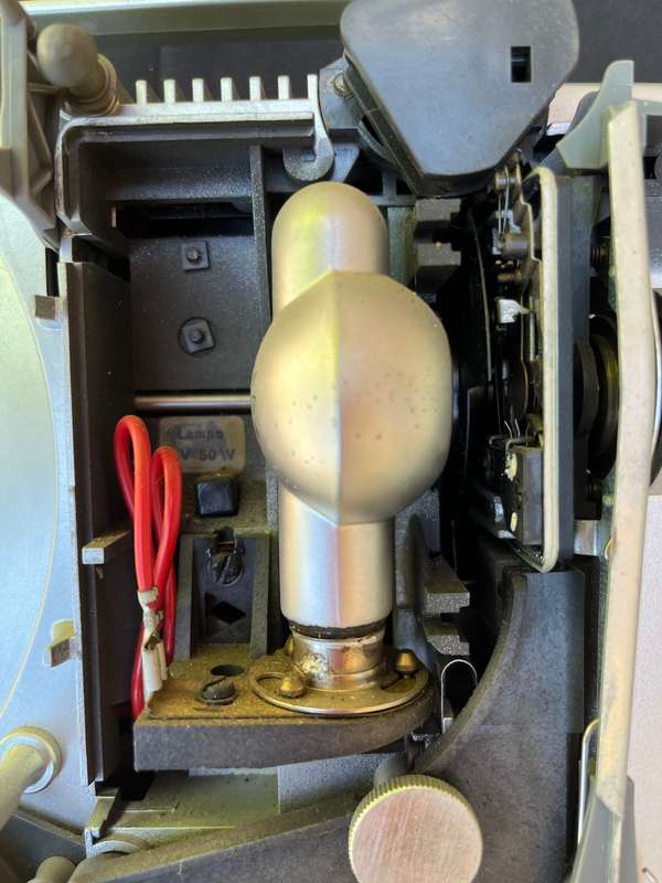 Rollei P8 SN Film projector. NOT TESTED, NO POWER CABLE.