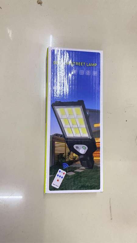 Solar LED Street Light Solar Lamp with 3 Light Mode Waterproof Motion Sensor
