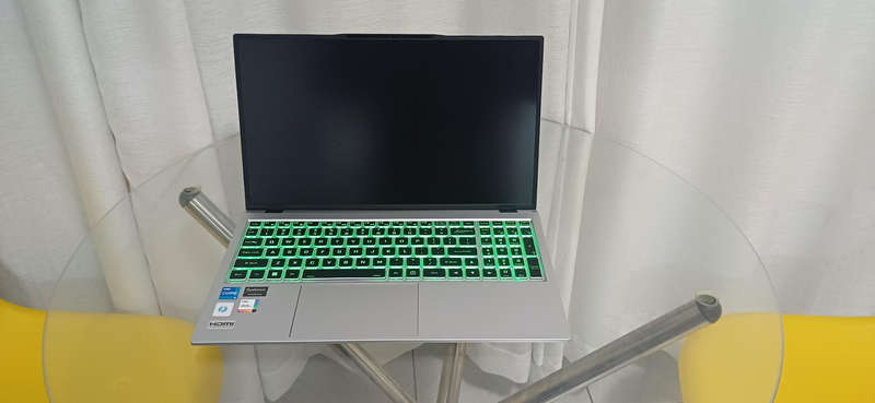 LesTech 12thGen/15.6 /i5-1240P/8GB/512GB