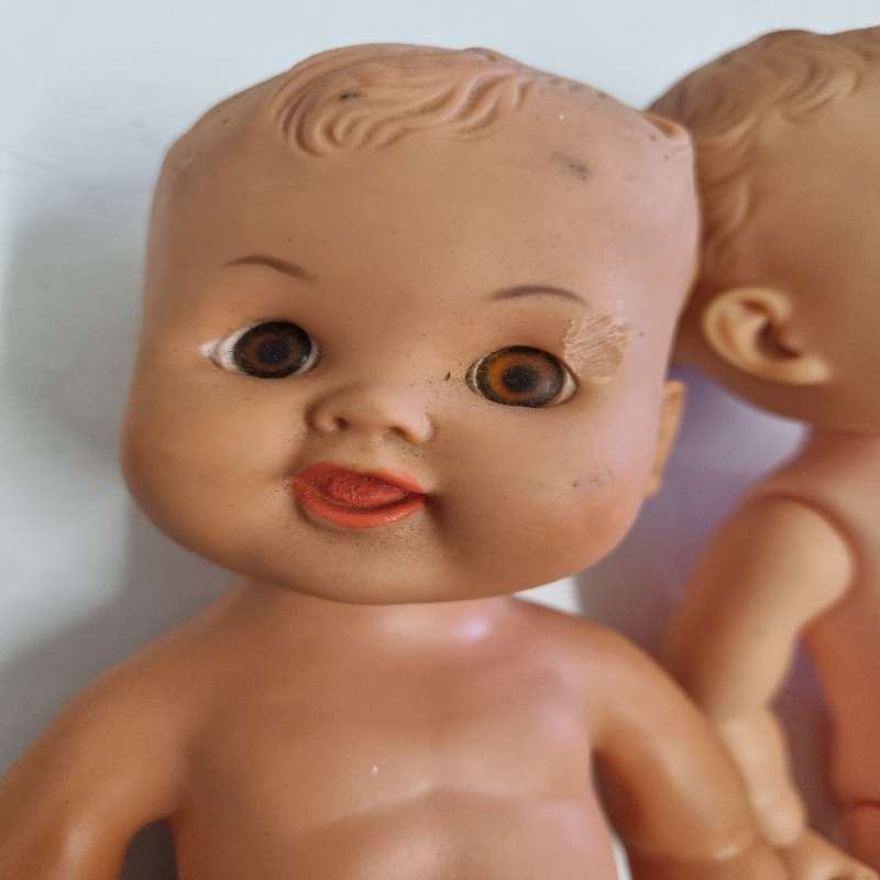 2 x Vintage SAD Dolls - Height 26cm each
