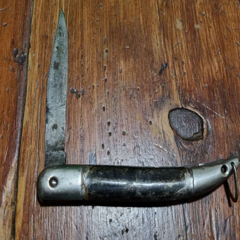 Vintage Sable Pocket Knife