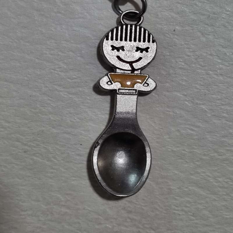 Spoon shaped keyring