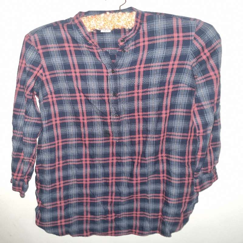 H&M Check Shirt with pockets - Size M