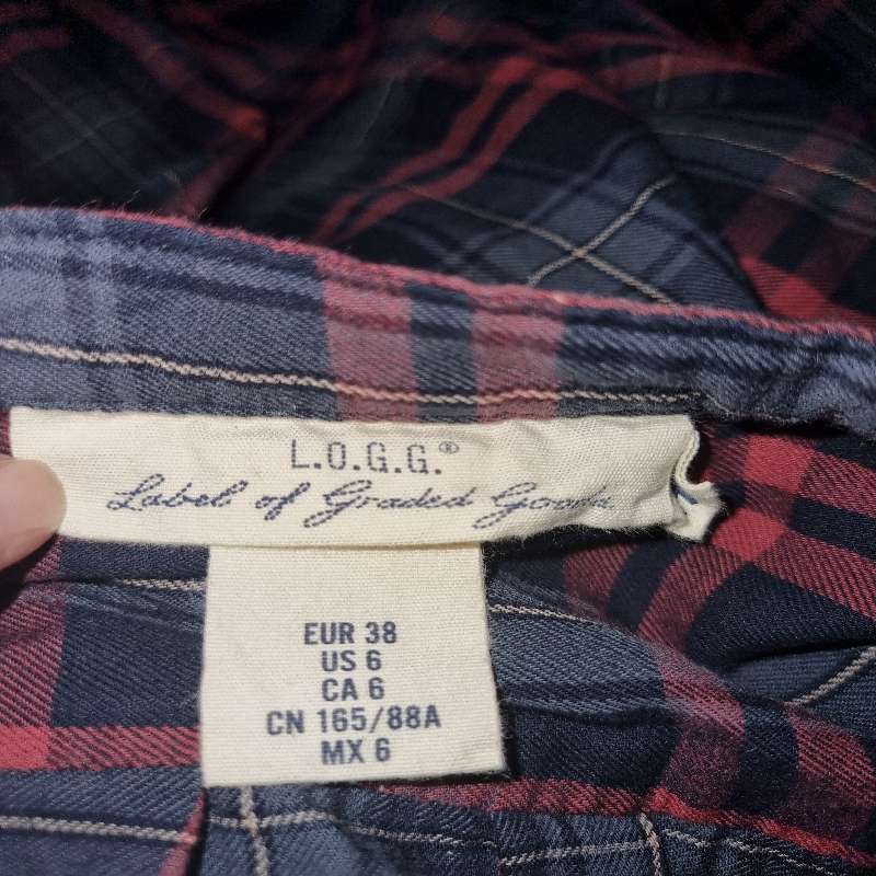 H&M Check Shirt with pockets - Size M