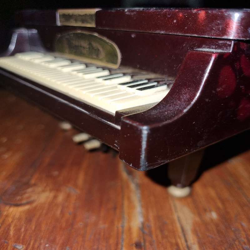 Vintage Piano Man Music box / Musical Jewellery Box - Piano Shaped