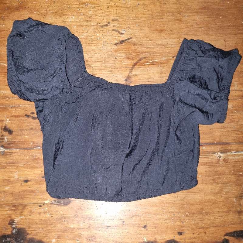 Black H&M Cropped Top - Size M