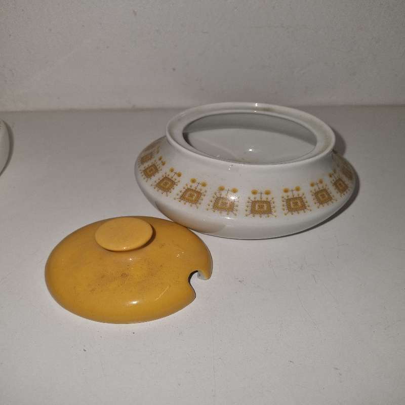 Vintage Retro Constantia Fine China Milk Jug and sugar bowl with lid - RSA