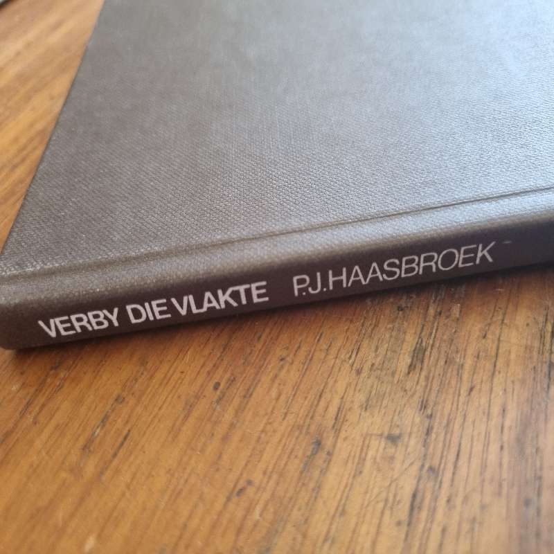 Verby die vlakte - P.J. Haasbroek