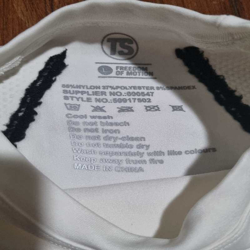 Totalsports fitness top - Size L - Worn once