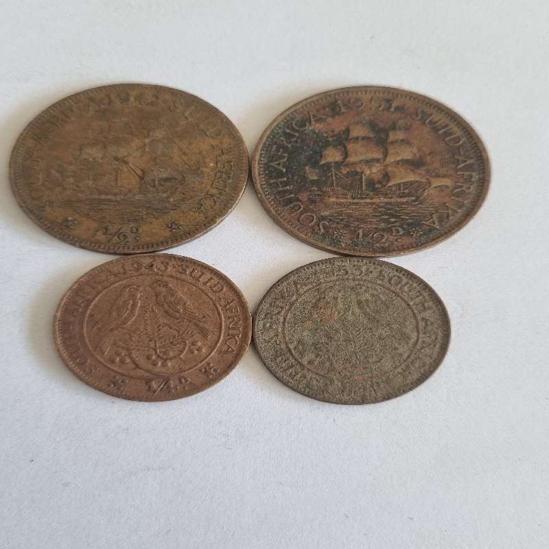 2 x 1/2D and 2 x 1/4D coins