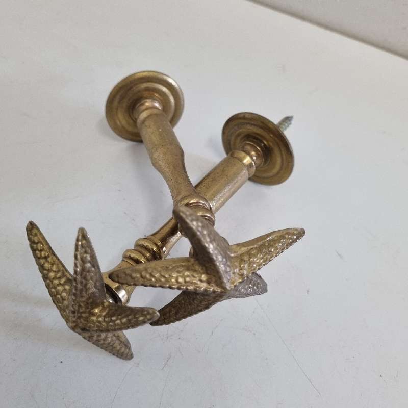 2 x Brass handles / Knobs with star fish detail