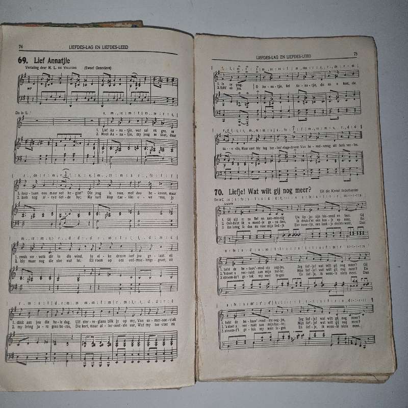 2 x Vintage F.A.K. Volksangbundel van Suid-Afrika - See pictures for condition