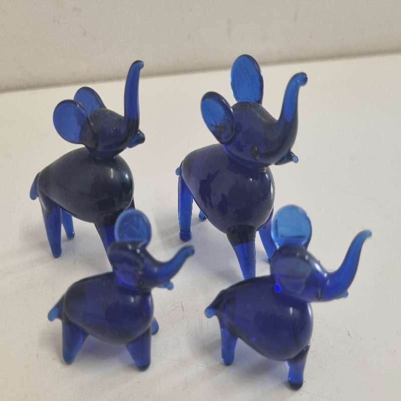 Set of 4 Cobalt blue glass elephants - Small