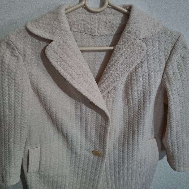 Beautiful Vintage Hand Crafted Cream Coat - Size M