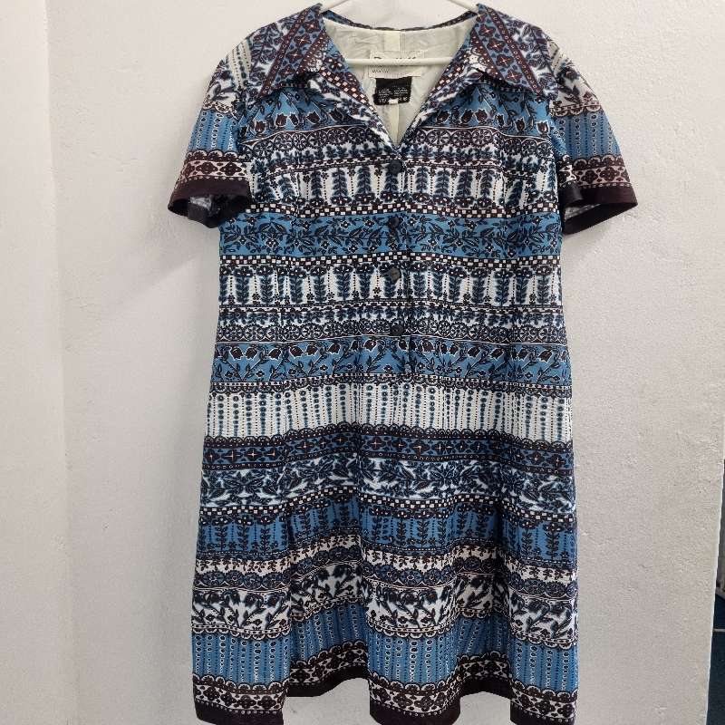 Vintage Dress - Label says 46 but will fit a size 36 - Great Vintage Find!