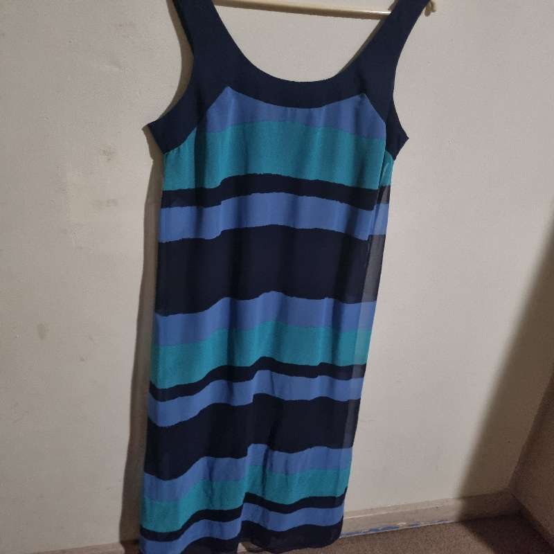 Beautiful Long Oasis Dress - Size 14