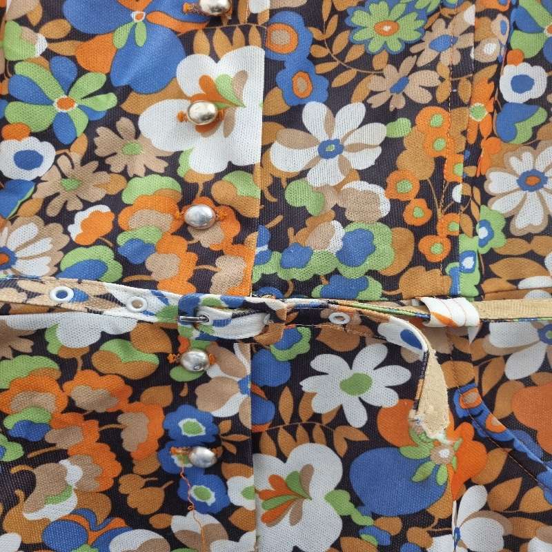 Vintage Dress with Belt - Size M