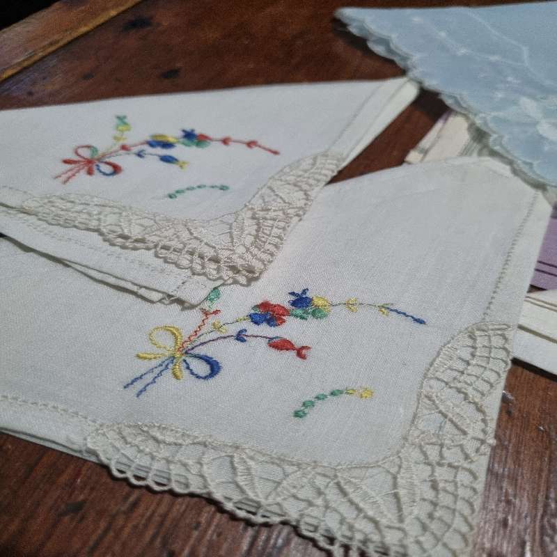 6 x Vintage Handkerchiefs