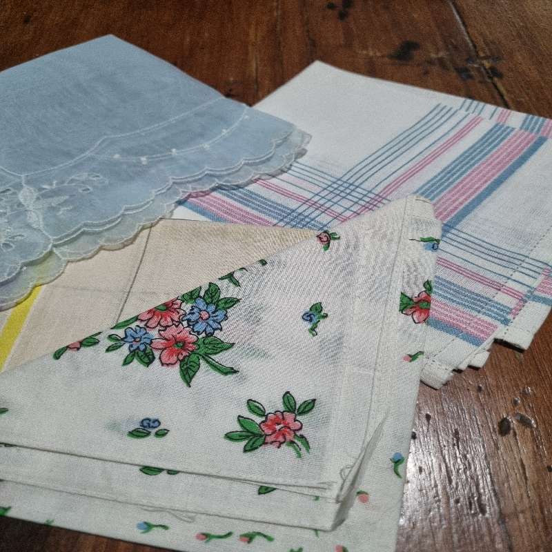 6 x Vintage Handkerchiefs