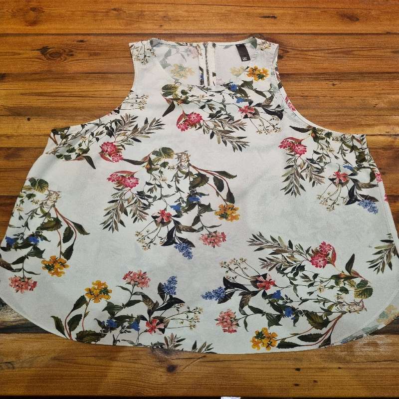 Woolworths Edition Top - Size 16