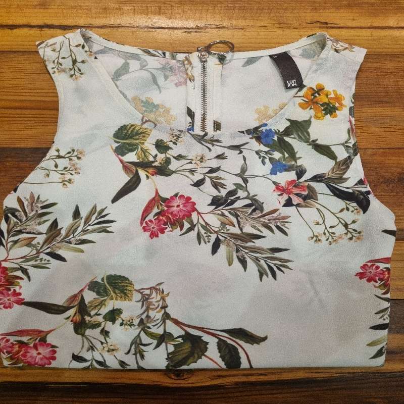 Woolworths Edition Top - Size 16