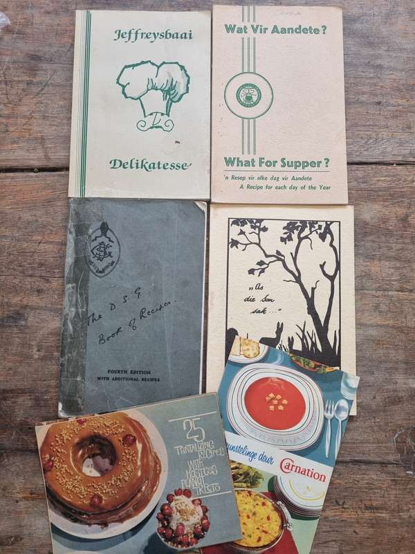 6 x Vintage Recipe books & booklets