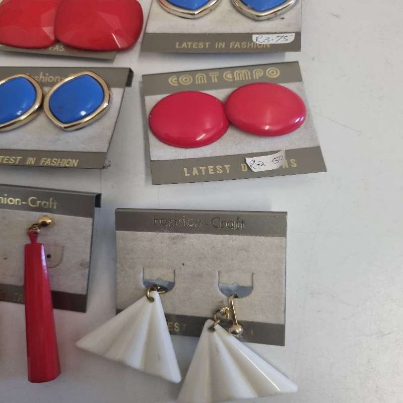 10 x Vintage Retro Earrings - never used