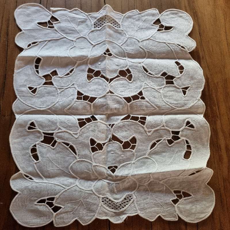 Vintage Hand Crafted Tea Tray Cloth