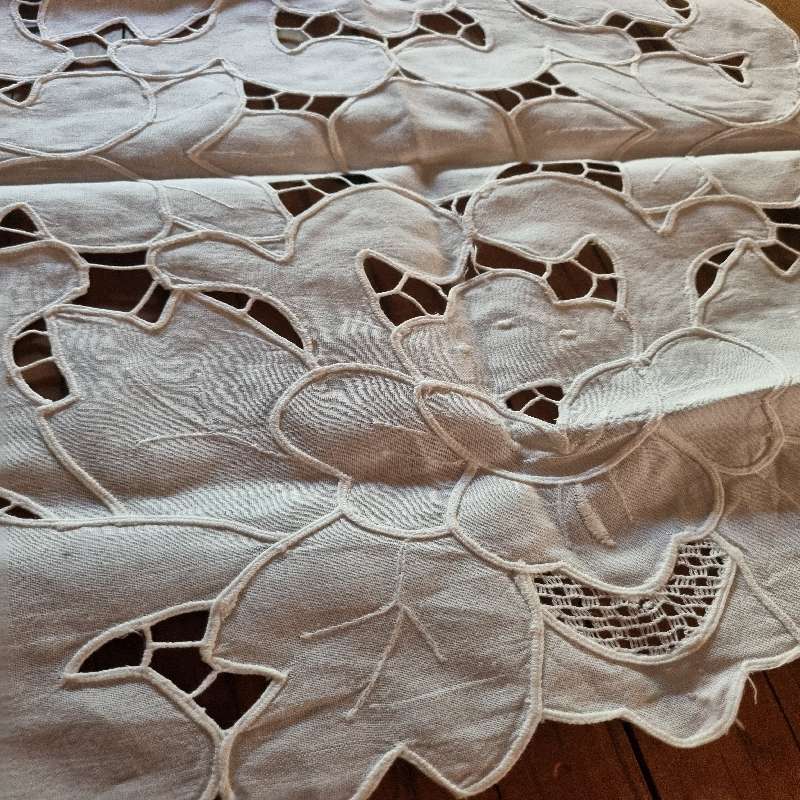 Vintage Hand Crafted Tea Tray Cloth