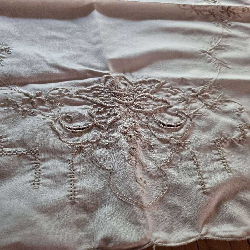 Vintage Embroidered Tea Tray Cloth