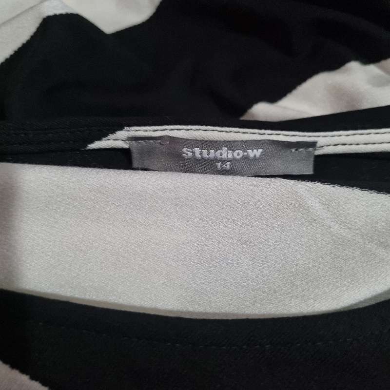 Studio-W black and white dress - Size 14 - Woolworths