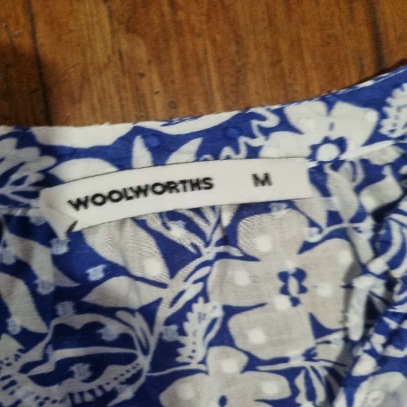 Woolworths Top - 100% Cotton - Size M - Perfect condition!