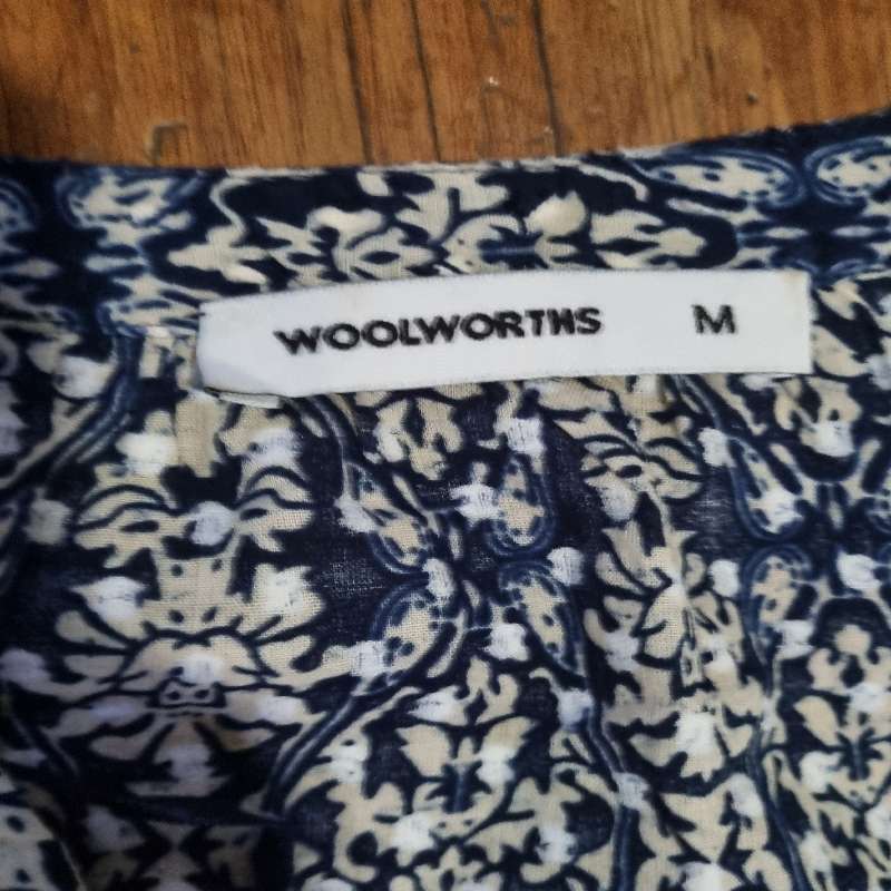Woolworths Top - 100% Cotton - Size M - Perfect condition!