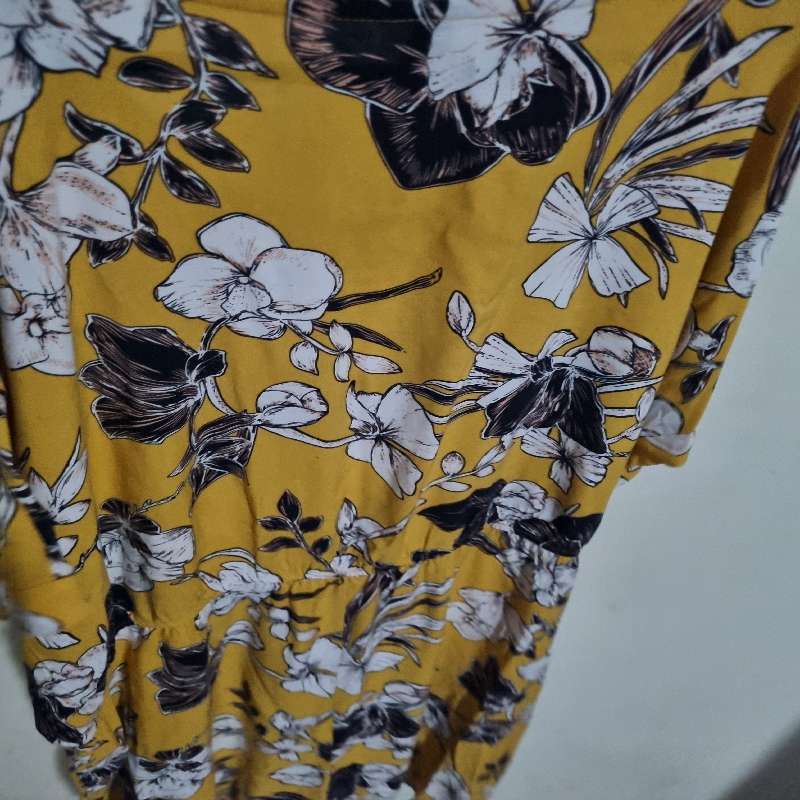 Colourful Dress - Size 26 / 50 / XXL