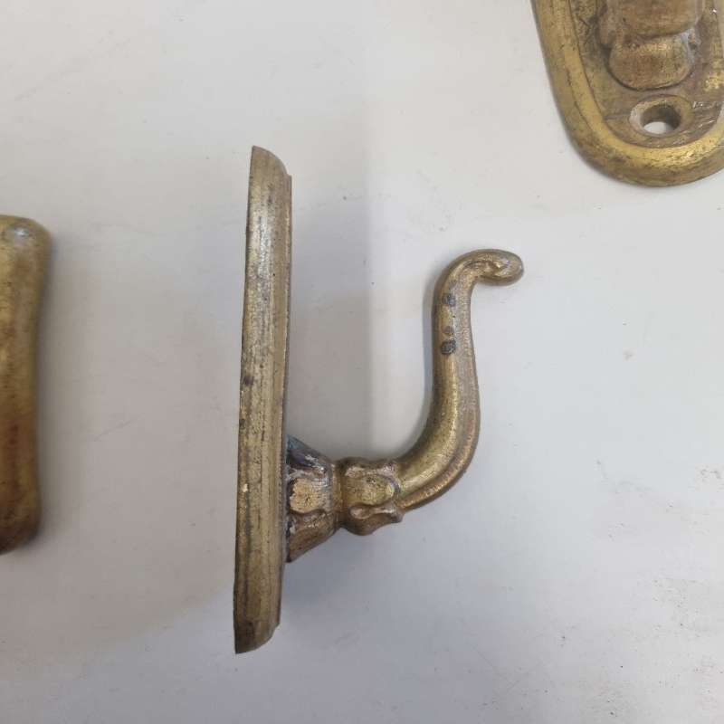 2 x Vintage Brass hooks & Brass handle