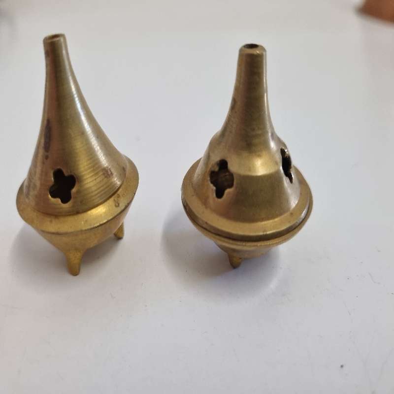 2 x Vintage Small Brass Incense Cone Burner with lid
