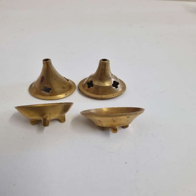2 x Vintage Small Brass Incense Cone Burner with lid