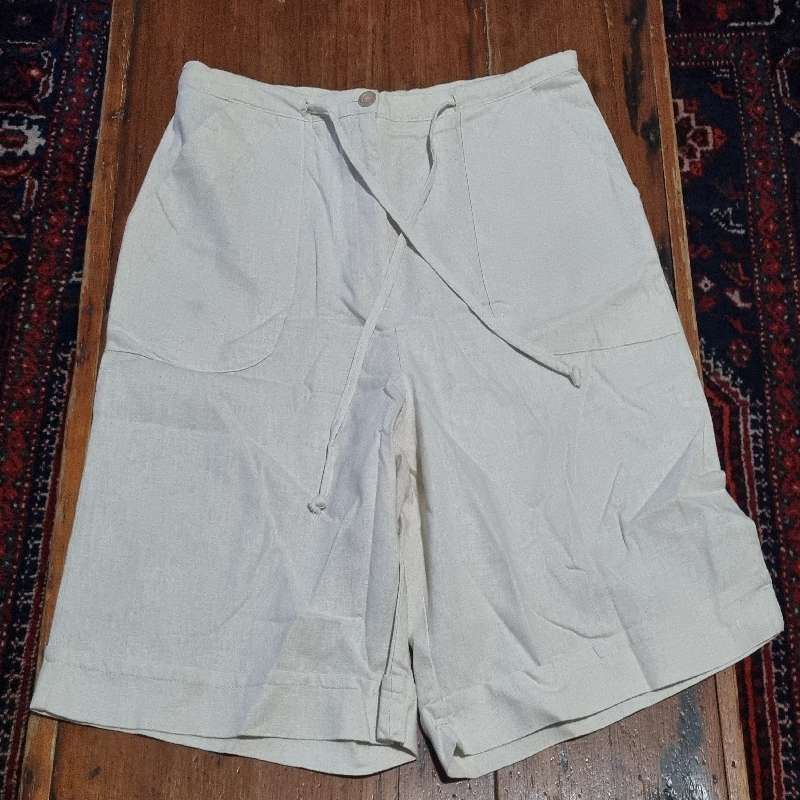 Viscose / Linen Blend Shorts - Size 38