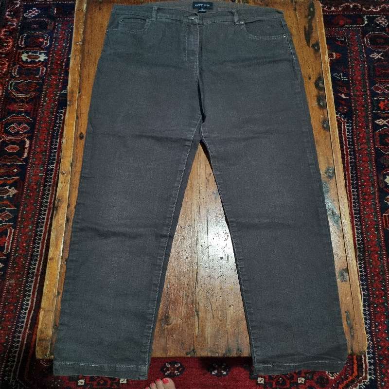 Flattering Gordon Smith Jeans - Size 12