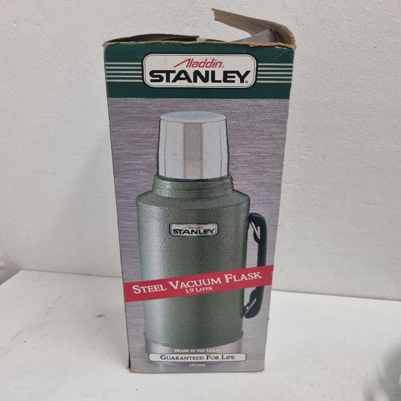Vintage Aladdin Stanley 1.9 Litre Steel Vacuum Flask in Original Packaging