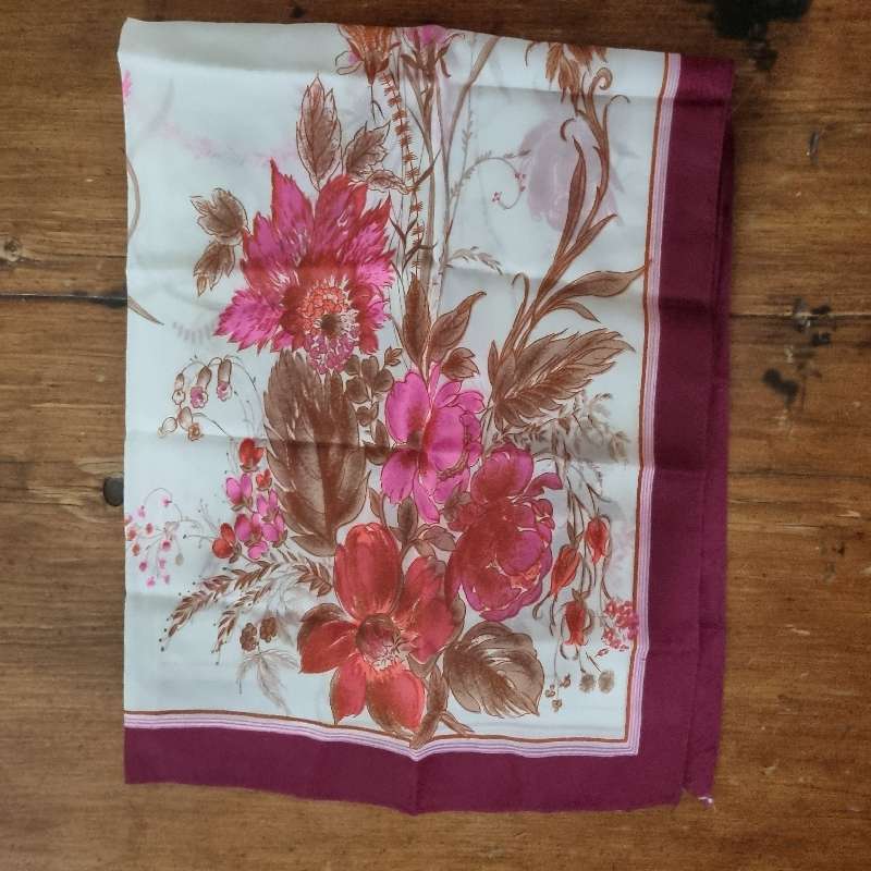 Beautiful Vintage Scarf