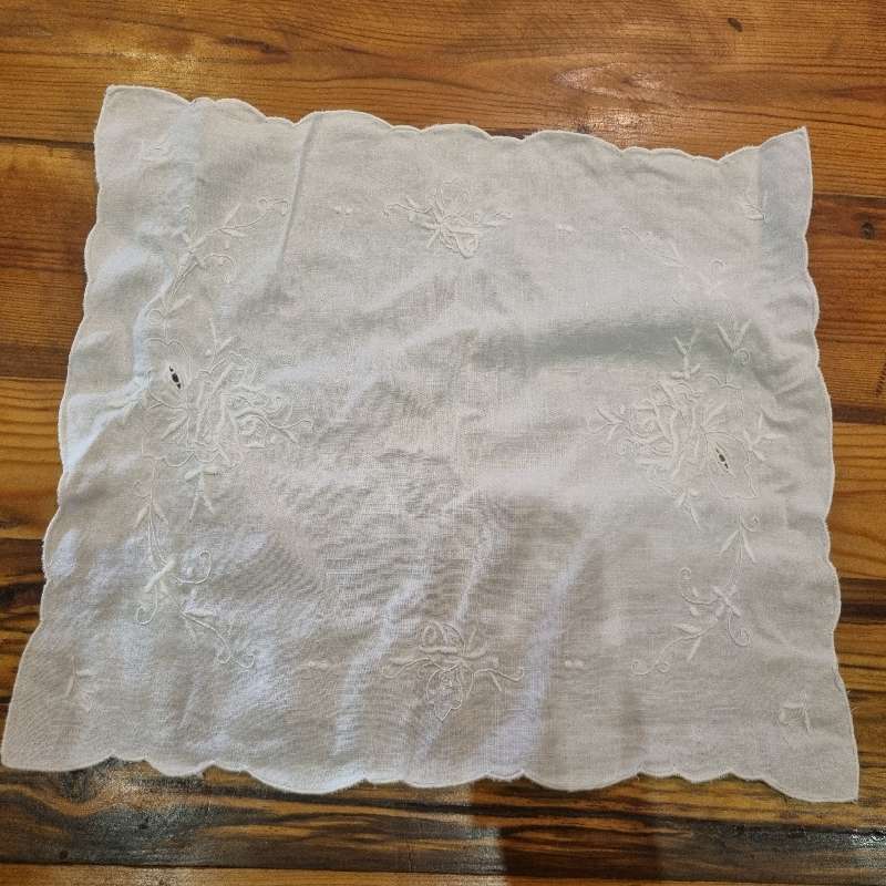Vintage Embroidered Tea Tray Cloth