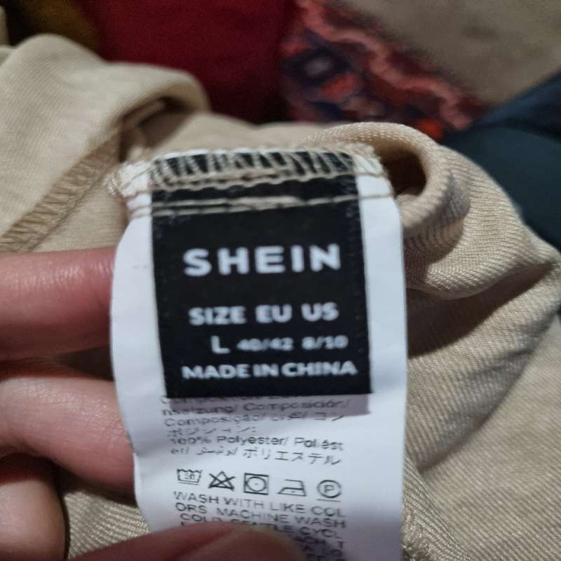 Long Button Down Dress with pockets and side slits - Size L - Shein
