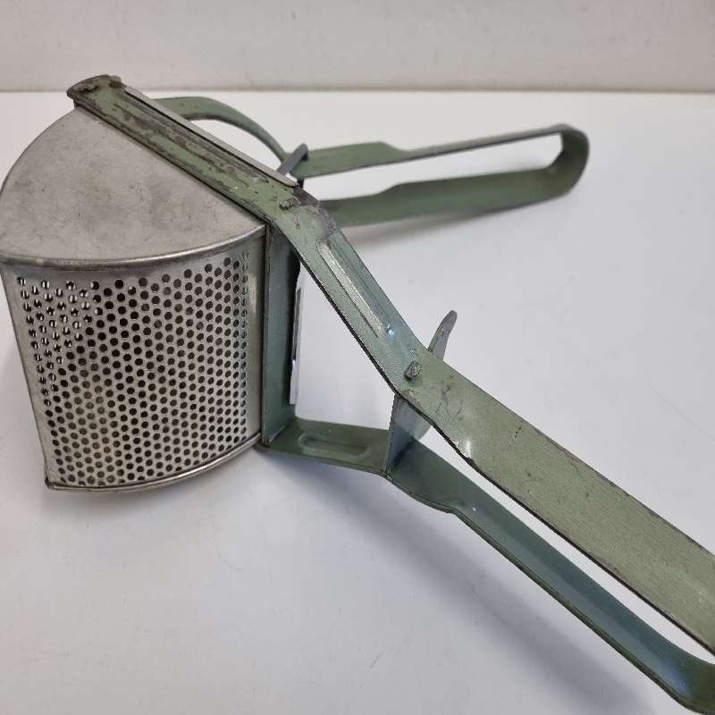 Vintage Potato Press / Potato masher