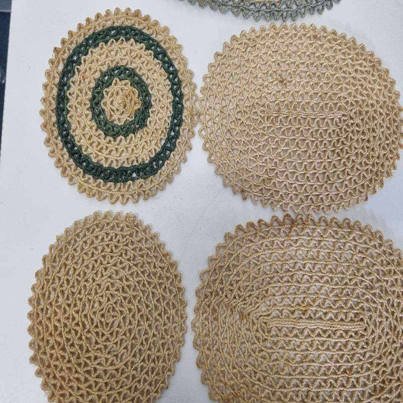 5 x Vintage Placemats / Pot holders
