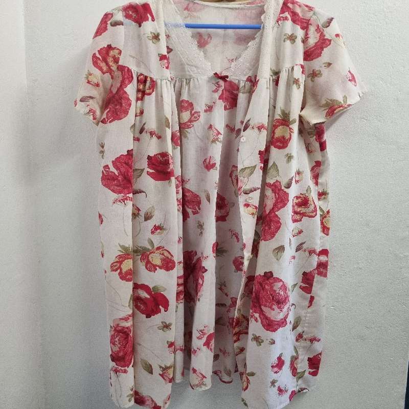 2 Piece - Nighty and Robe - Size M