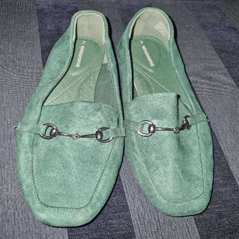 Woolworths Green Flats - Size 7 - Perfect Condition