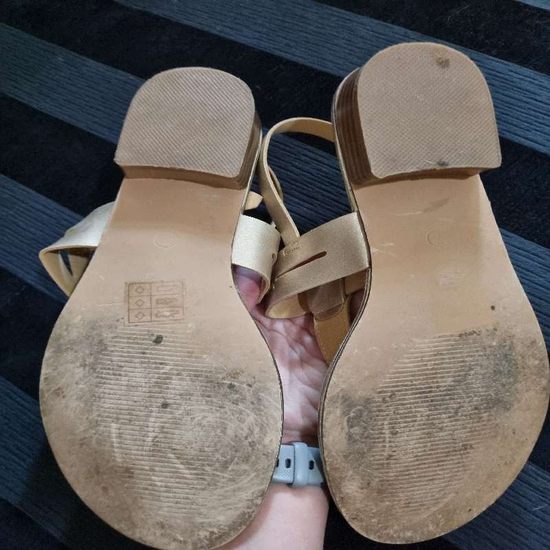 Gold Truworths Sandals - Size 7 - Perfect condition