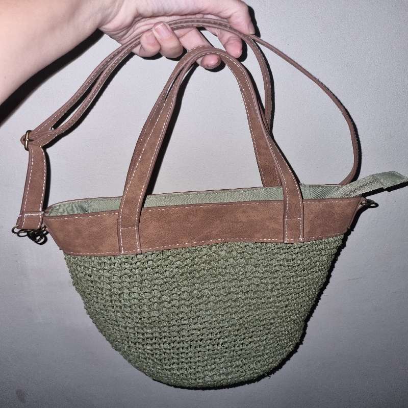 Beautiful handbag - Never used
