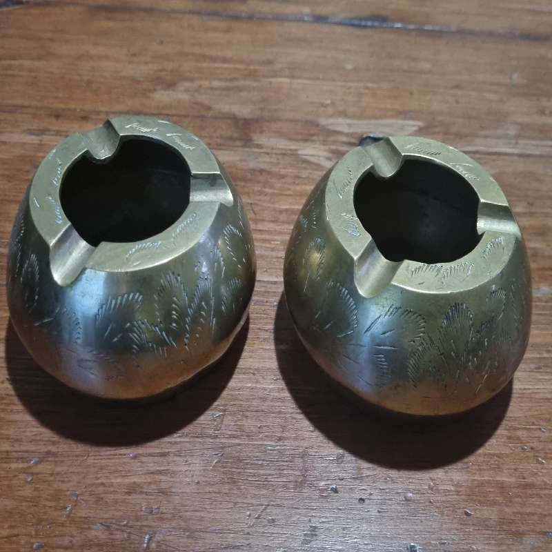 2 x Beautiful Brass ashtrays